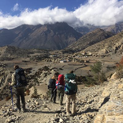 Trek to Tilicho Lake and Thorong La through the Annapurna Circuit in Nepal