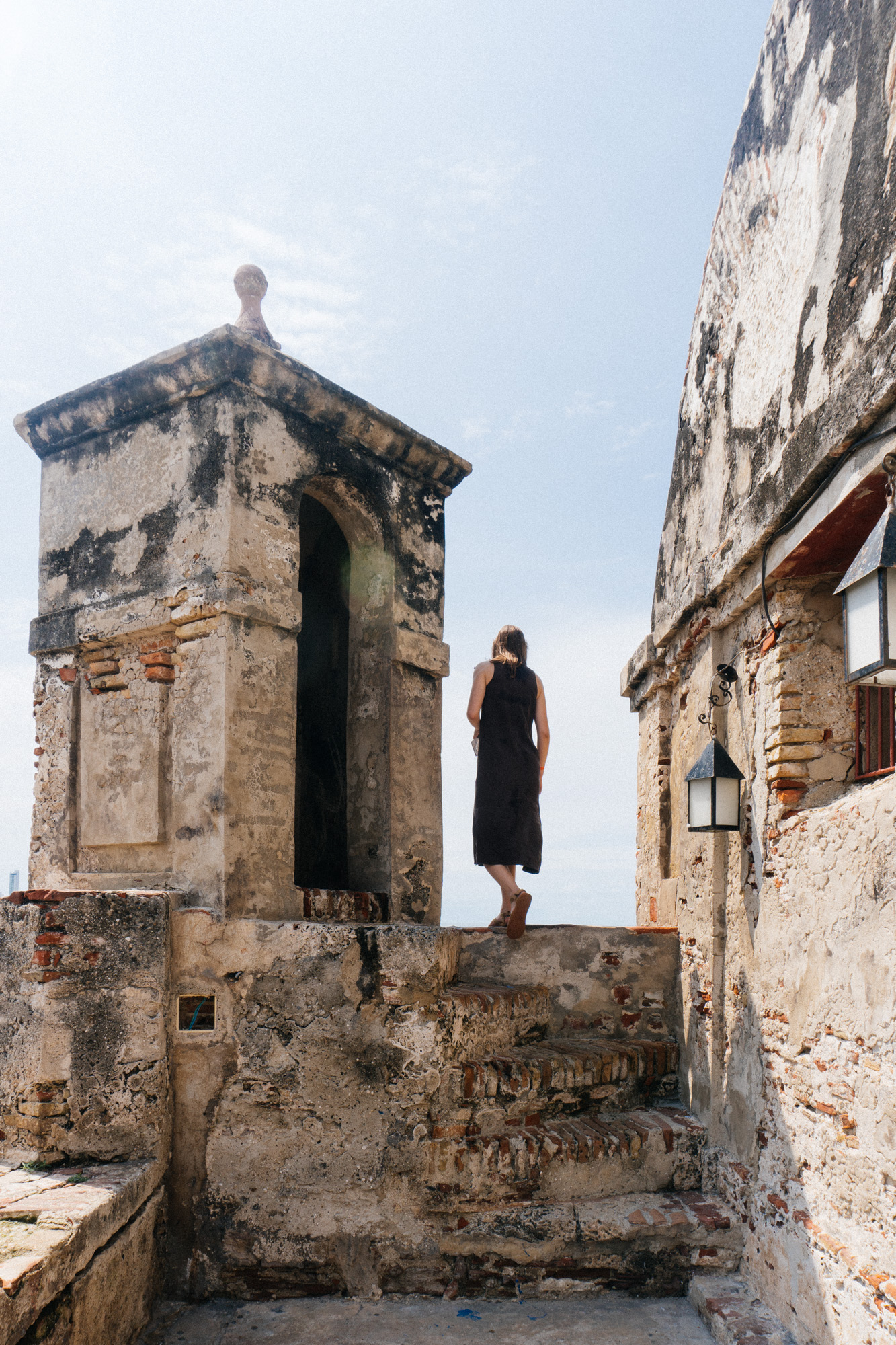 Explore Castillo de San Felipe de Barajas