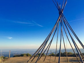 Hike to the Teepee in the San Gabriel Mountains