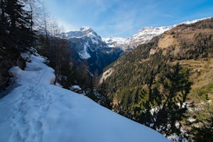 Hike the Bisse du Ro to Lac de Tseuzier