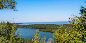 Hike to Lookout Louise