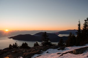 Hike Eagle Bluffs