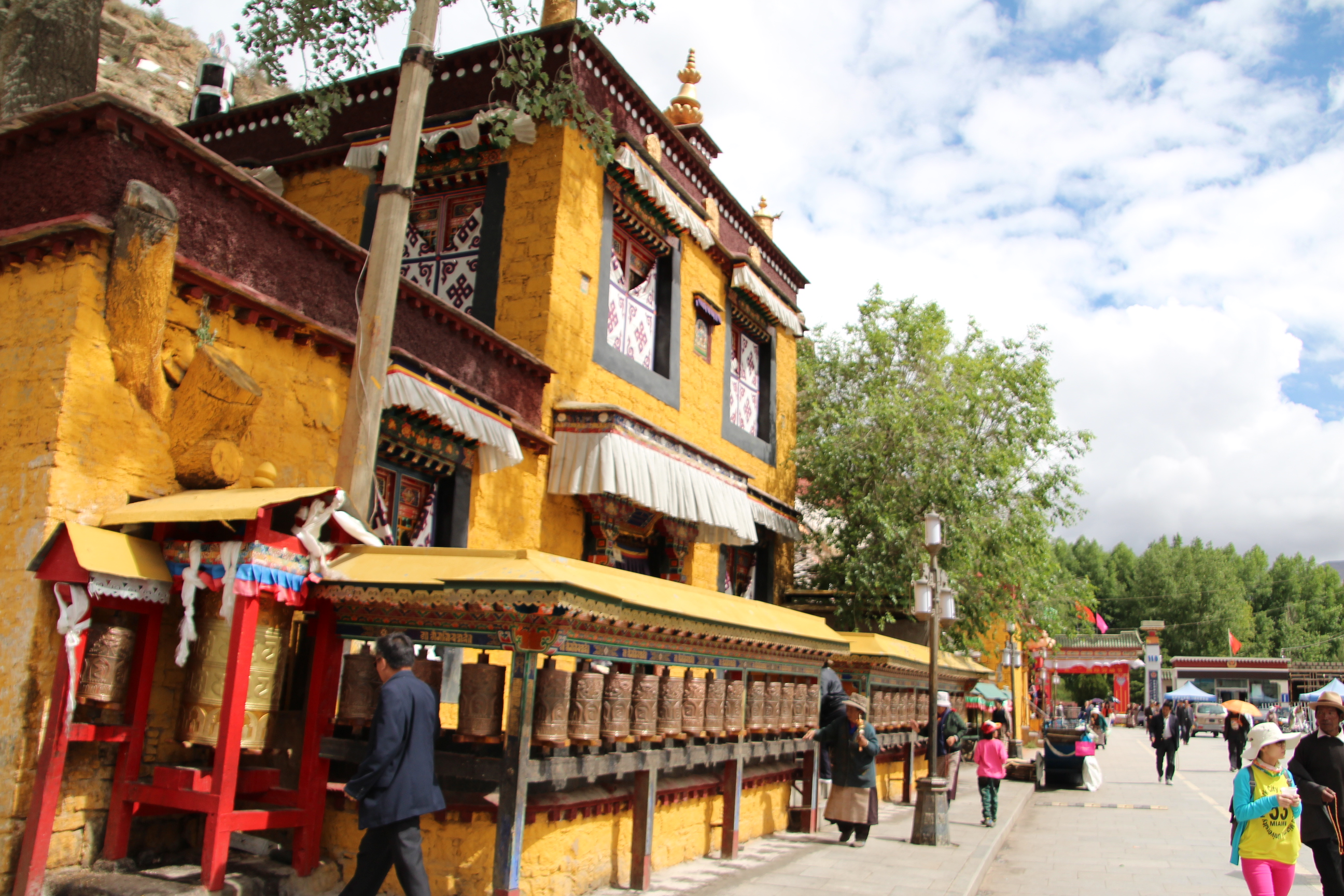 Walk the Potala Kora