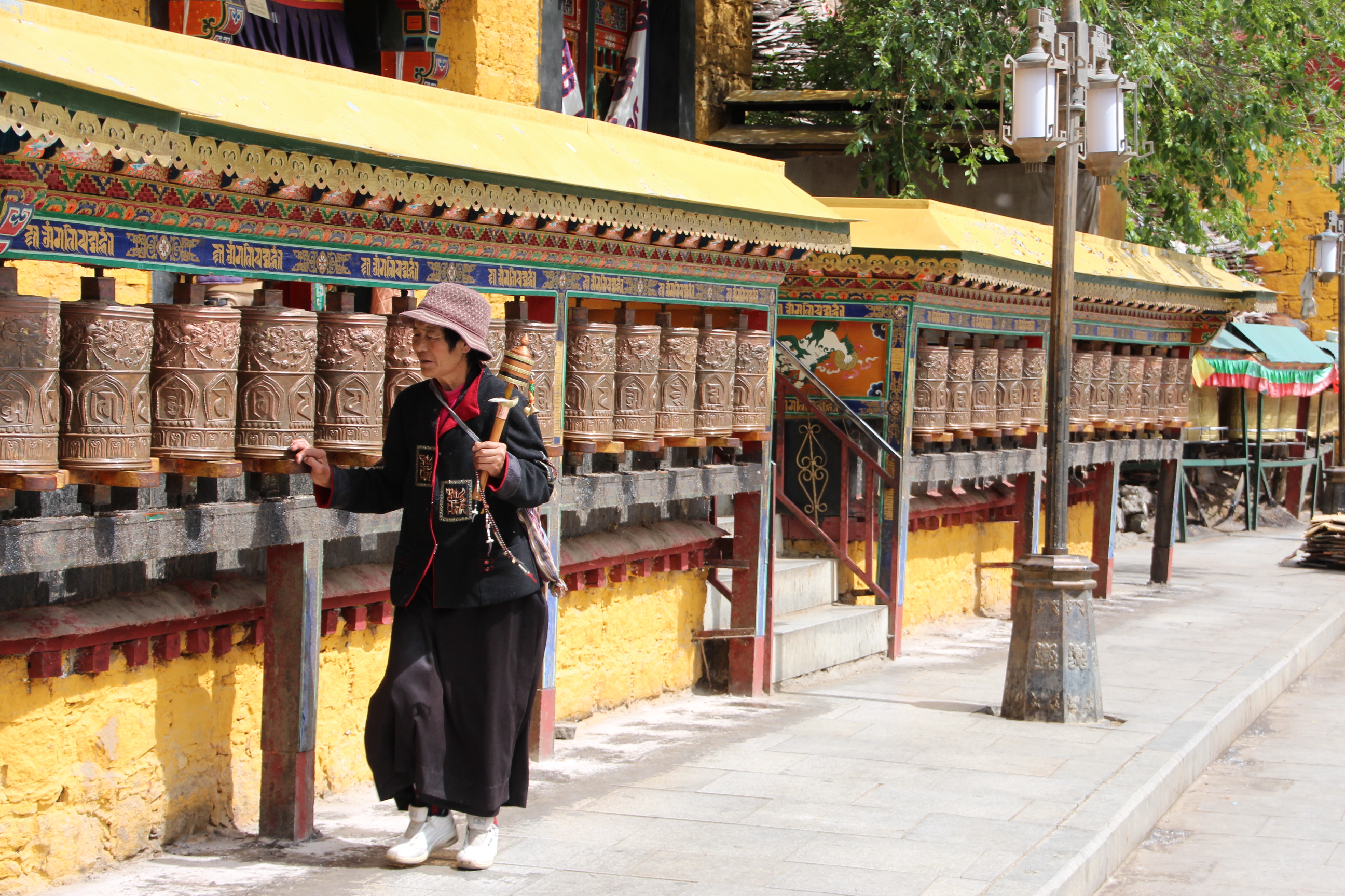 Walk the Potala Kora
