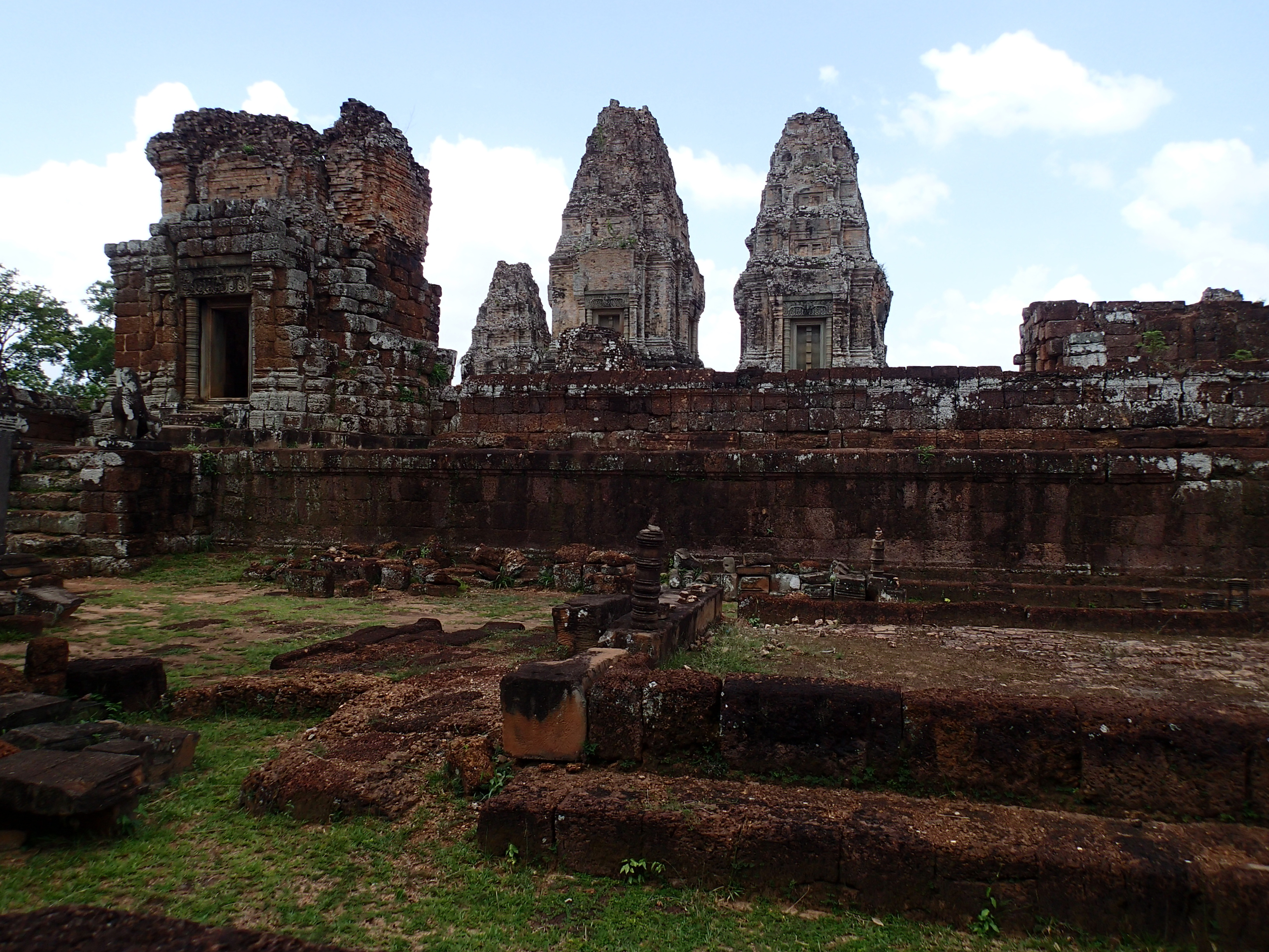 Explore East Mebon