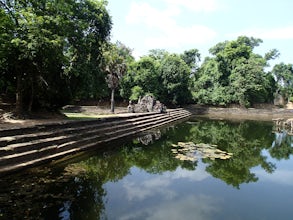 Explore Neak Pean - Ancient Healing Center