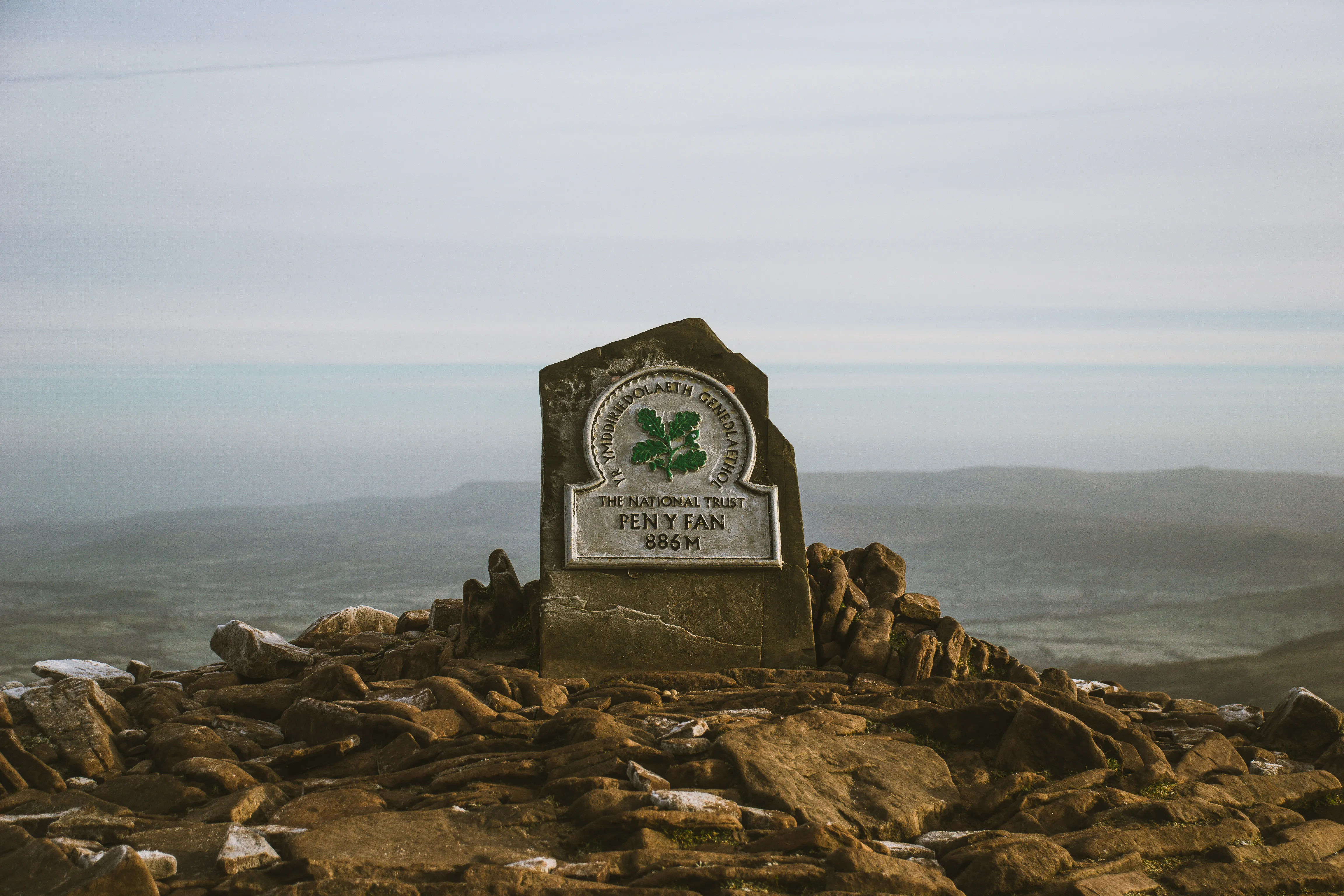 Hike Brecon Beacons Horseshoe 