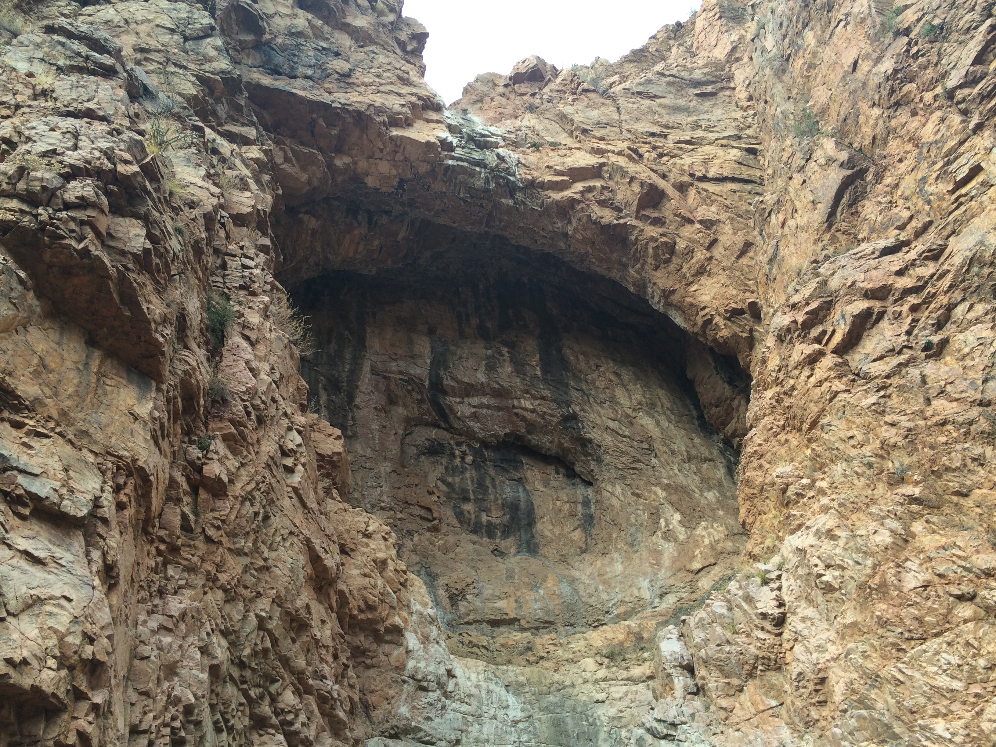Hike Temple Canyon