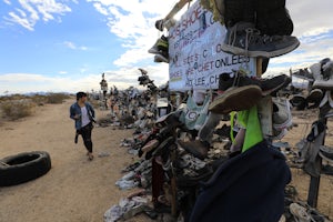 Visit the Rice Shoe Fence