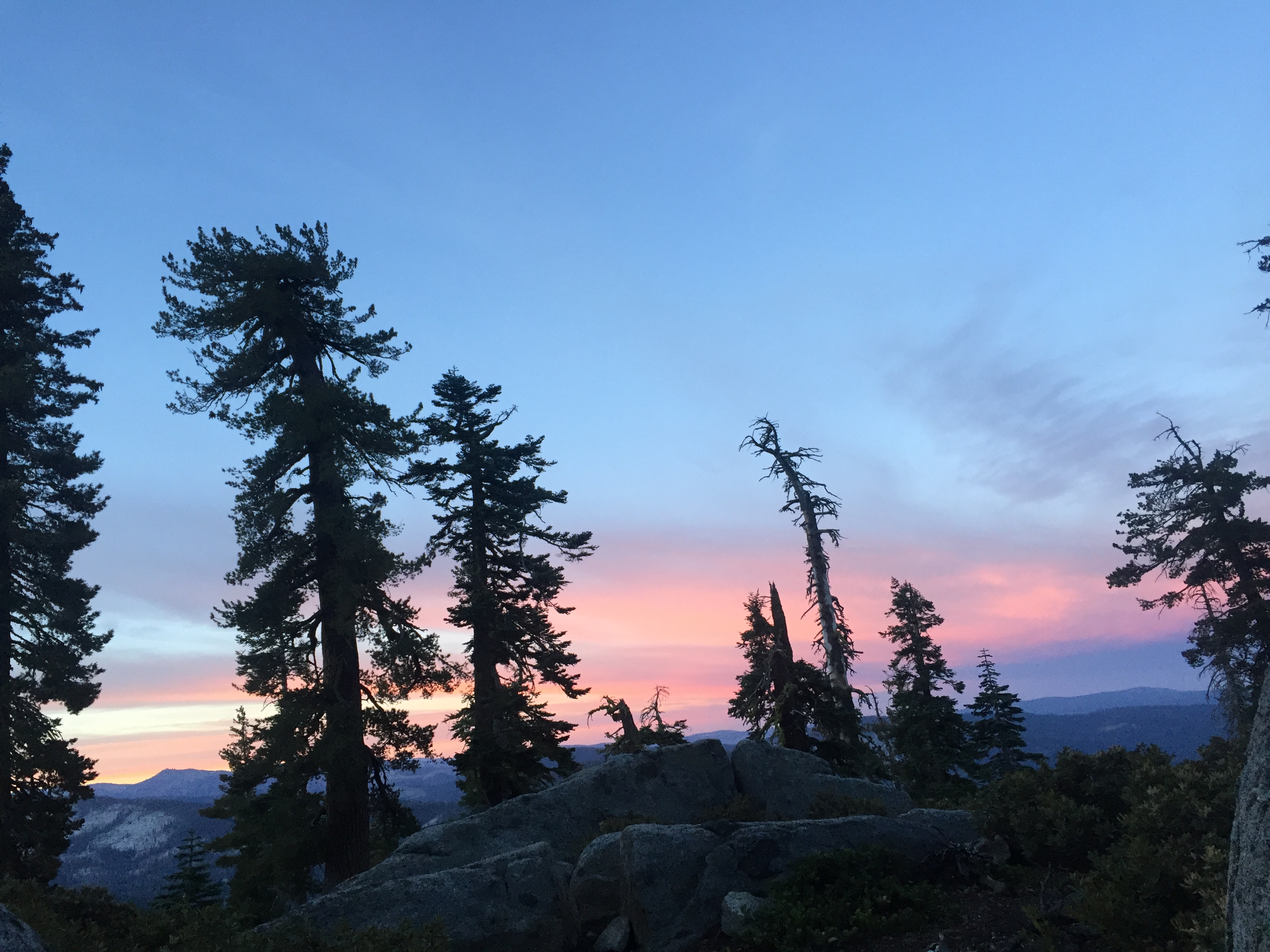 Backpack to Lake of the Woods, Desolation Wilderness in the Tahoe Basin 