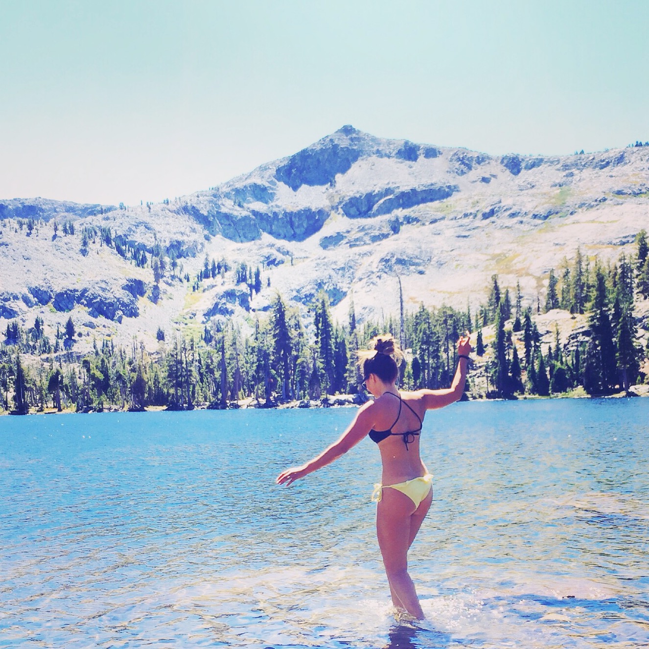 Backpack to Lake of the Woods, Desolation Wilderness in the Tahoe Basin 
