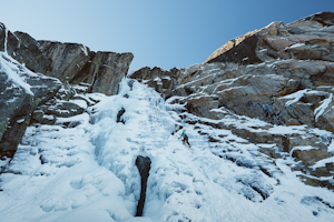 My First Time Photographing Ice Climbing: I Can't Wait to Do It Again