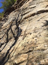 Rock Climb Bruise Brothers in Muir Valley