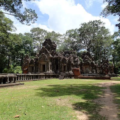 Explore Chau Say Tevoda Temple