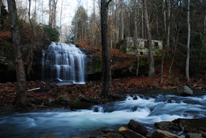 Hike the Hawks Nest Rail Trail