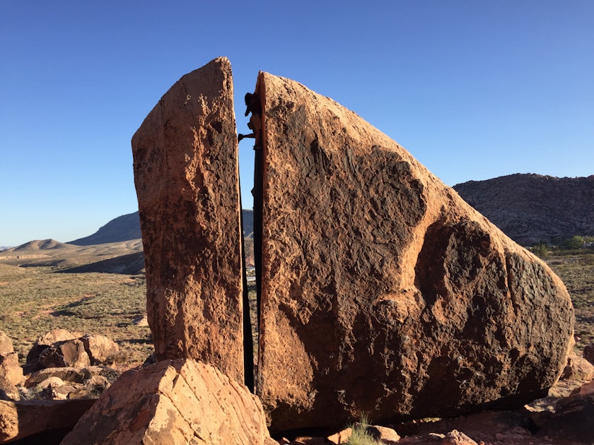 Bouldering At Kraft Boulders Red Rock Las Vegas Nevada