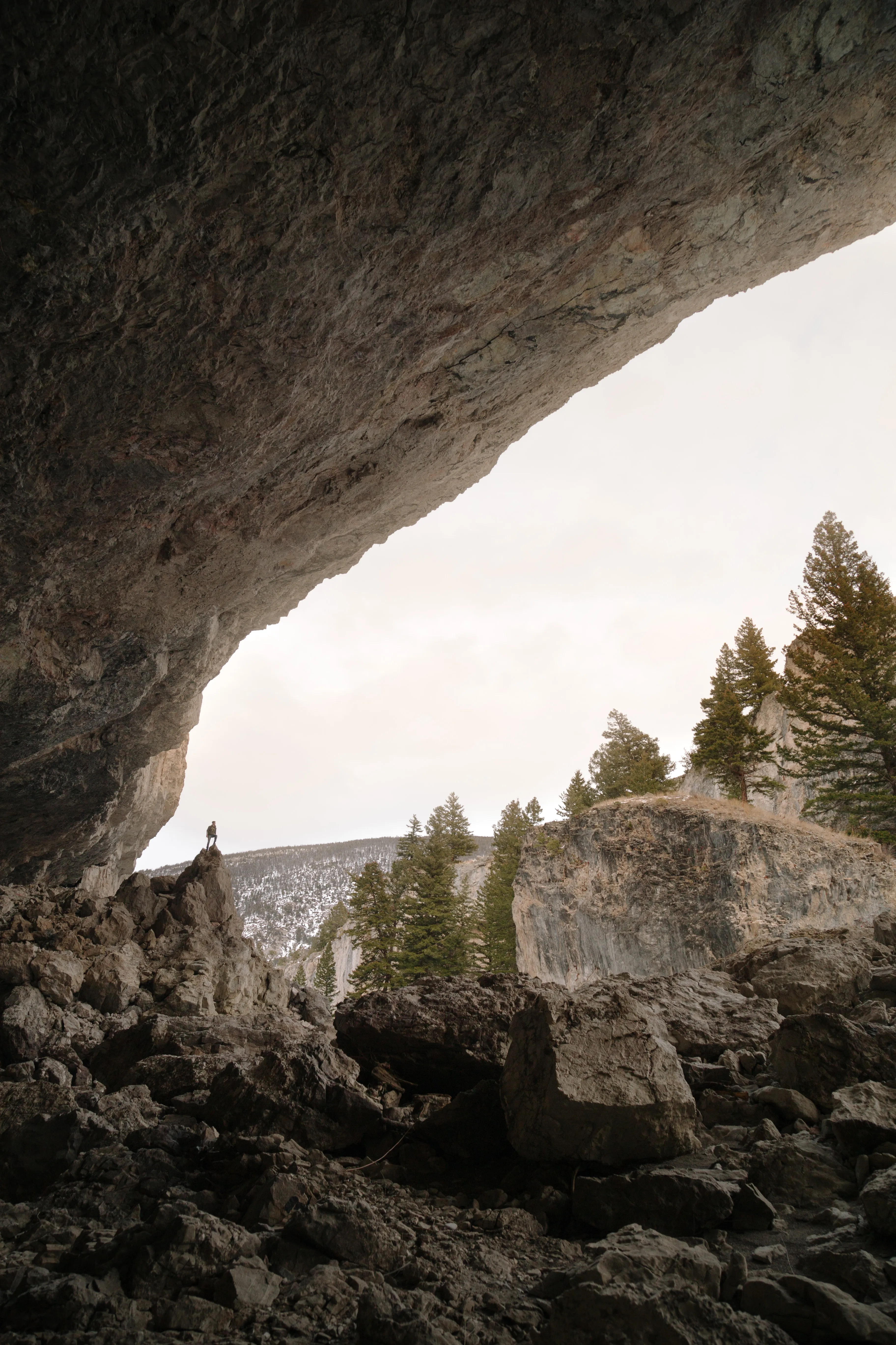 Hike to the Natural Bridge Falls