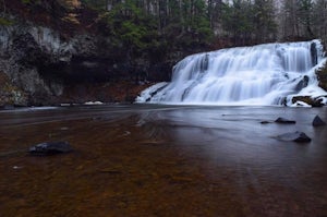 Explore Wadsworth Falls