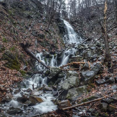 Hike to Roaring Brook Falls