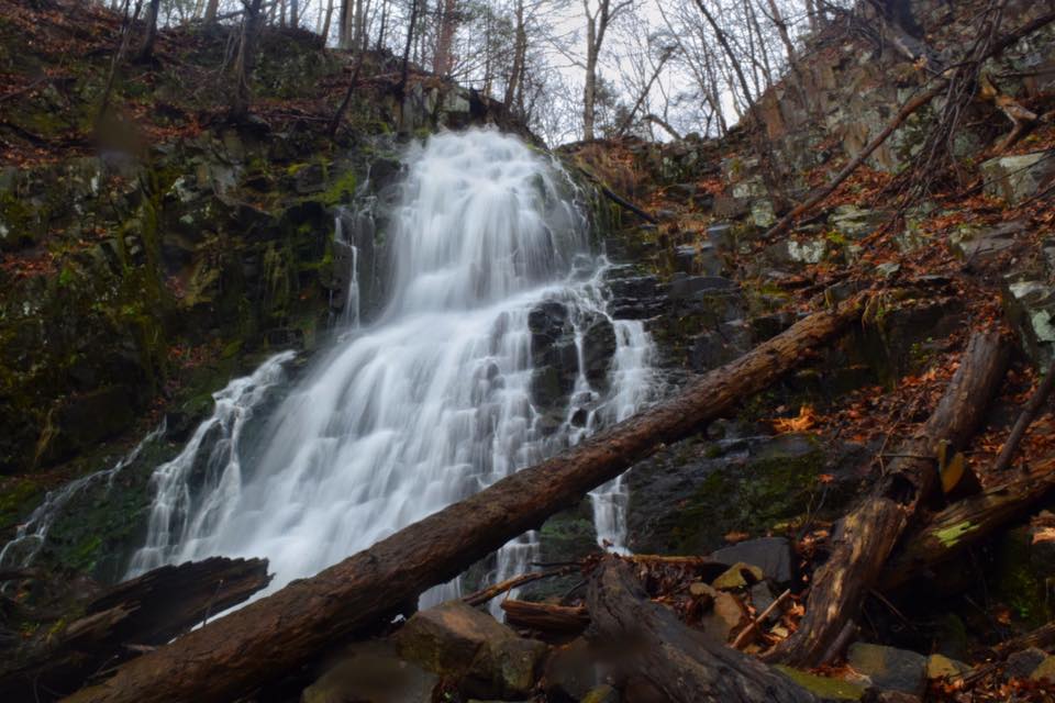 Hike to Roaring Brook Falls