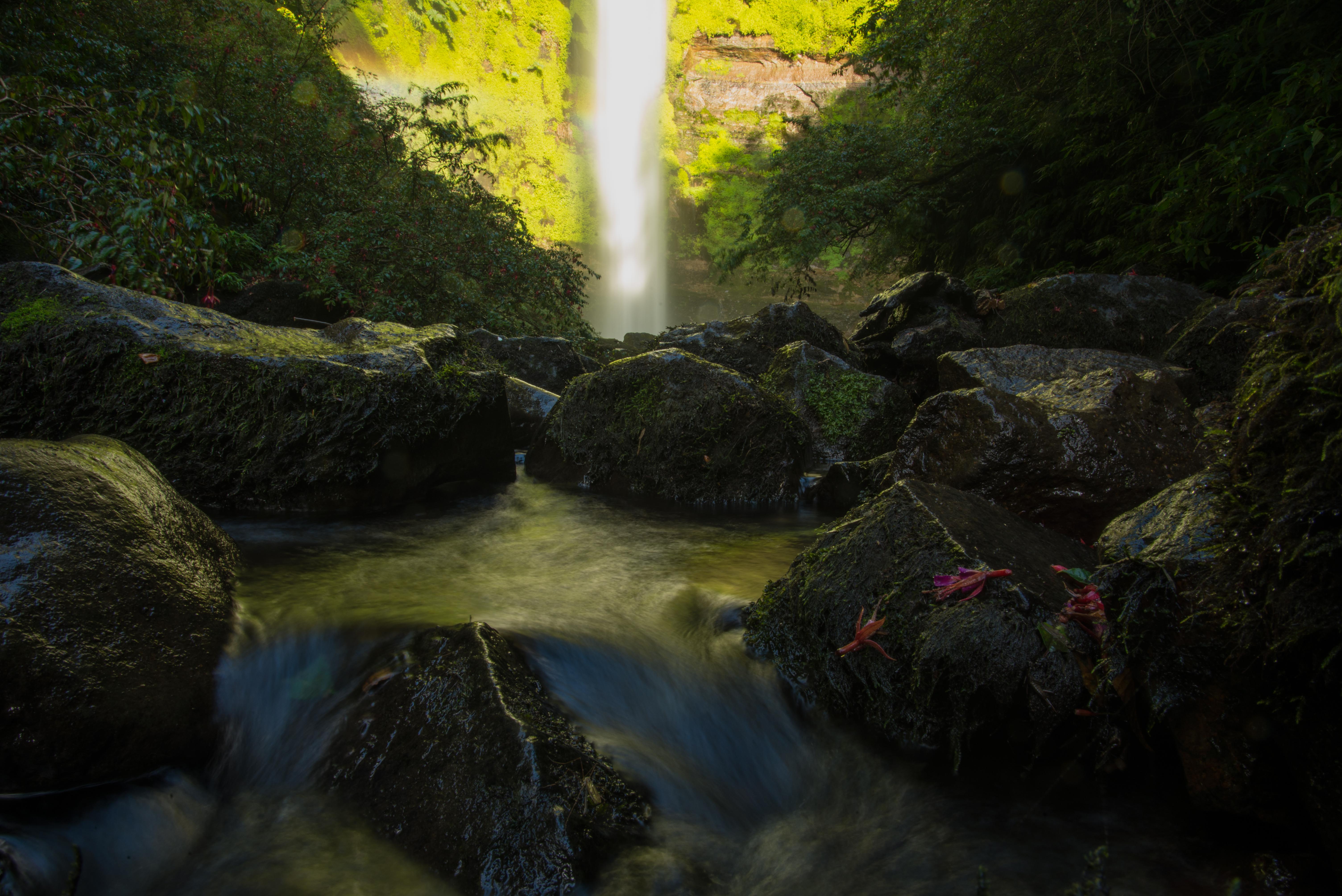 Explore Salto del Claro