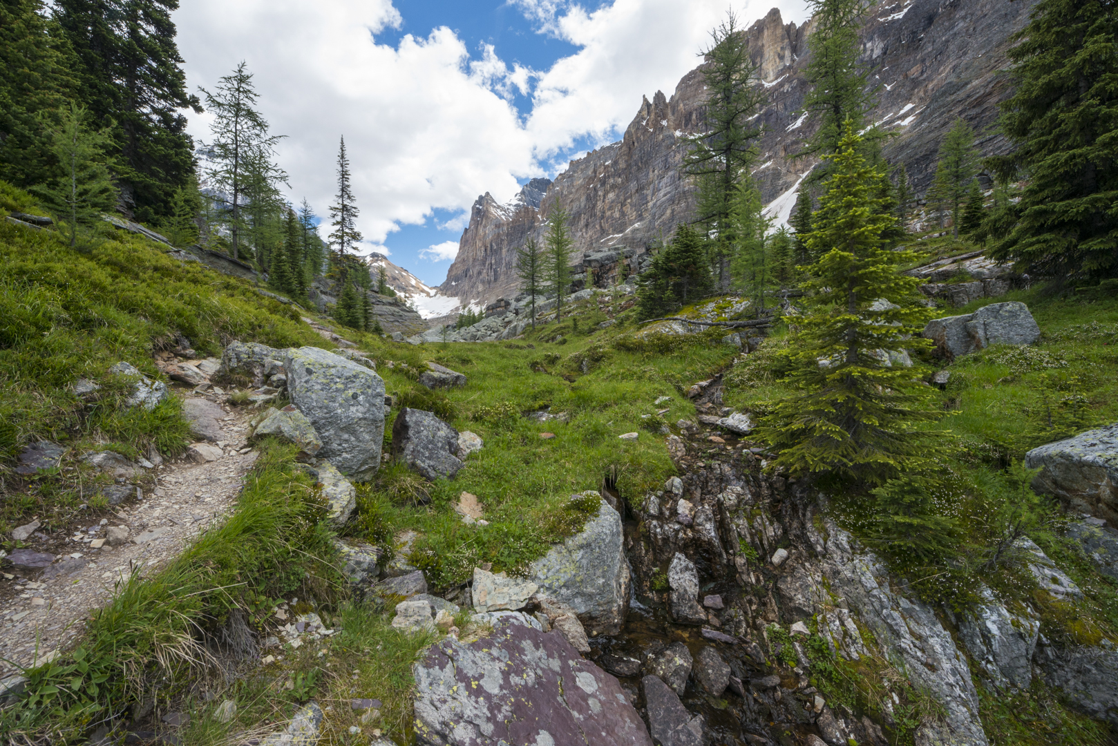Hike to the Opabin Prospect