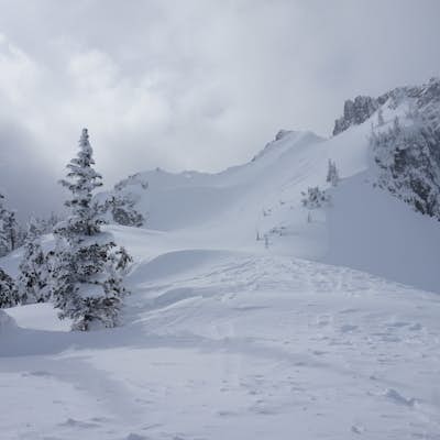 Ski Tour to The Castle & Pinnacle Peak