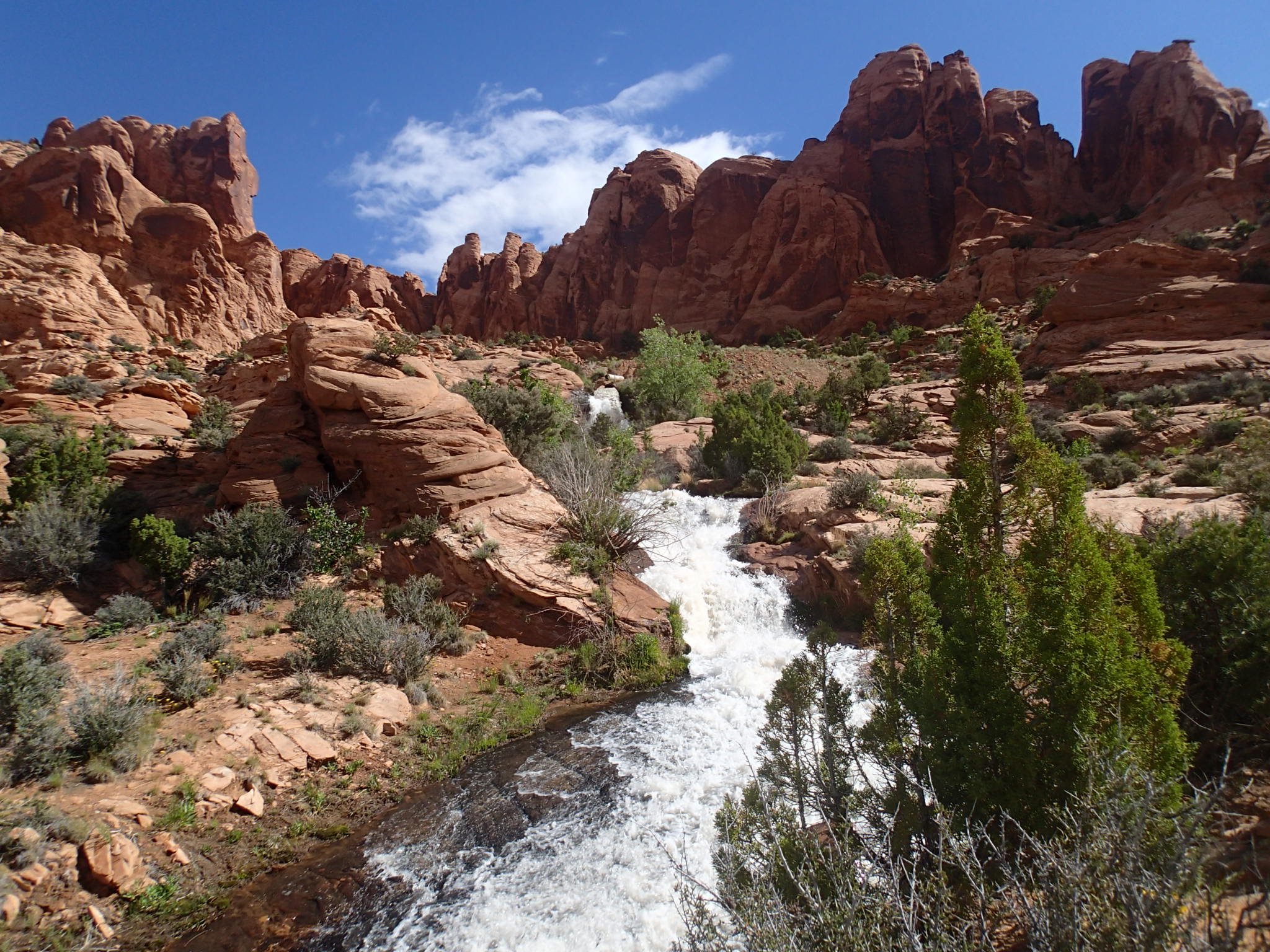 Explore Faux Falls