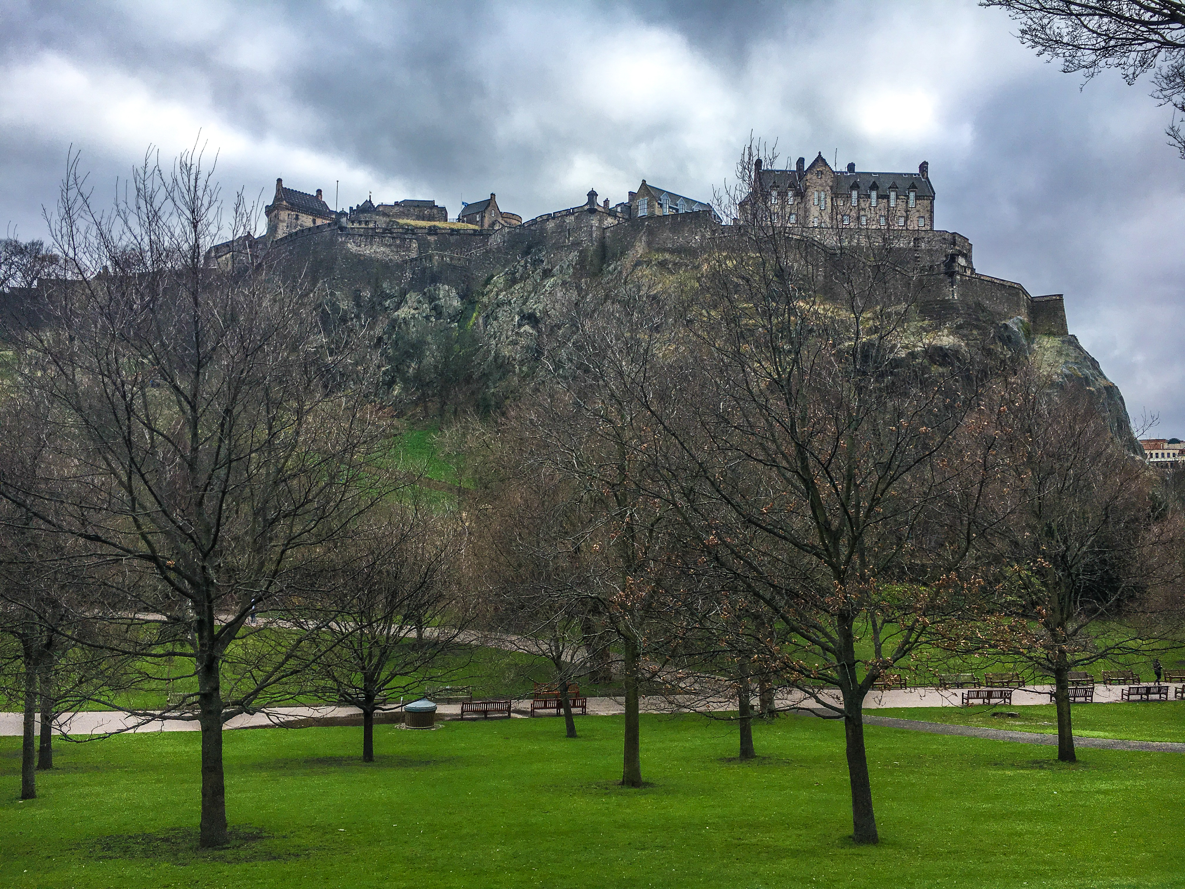 Explore Edinburgh Castle