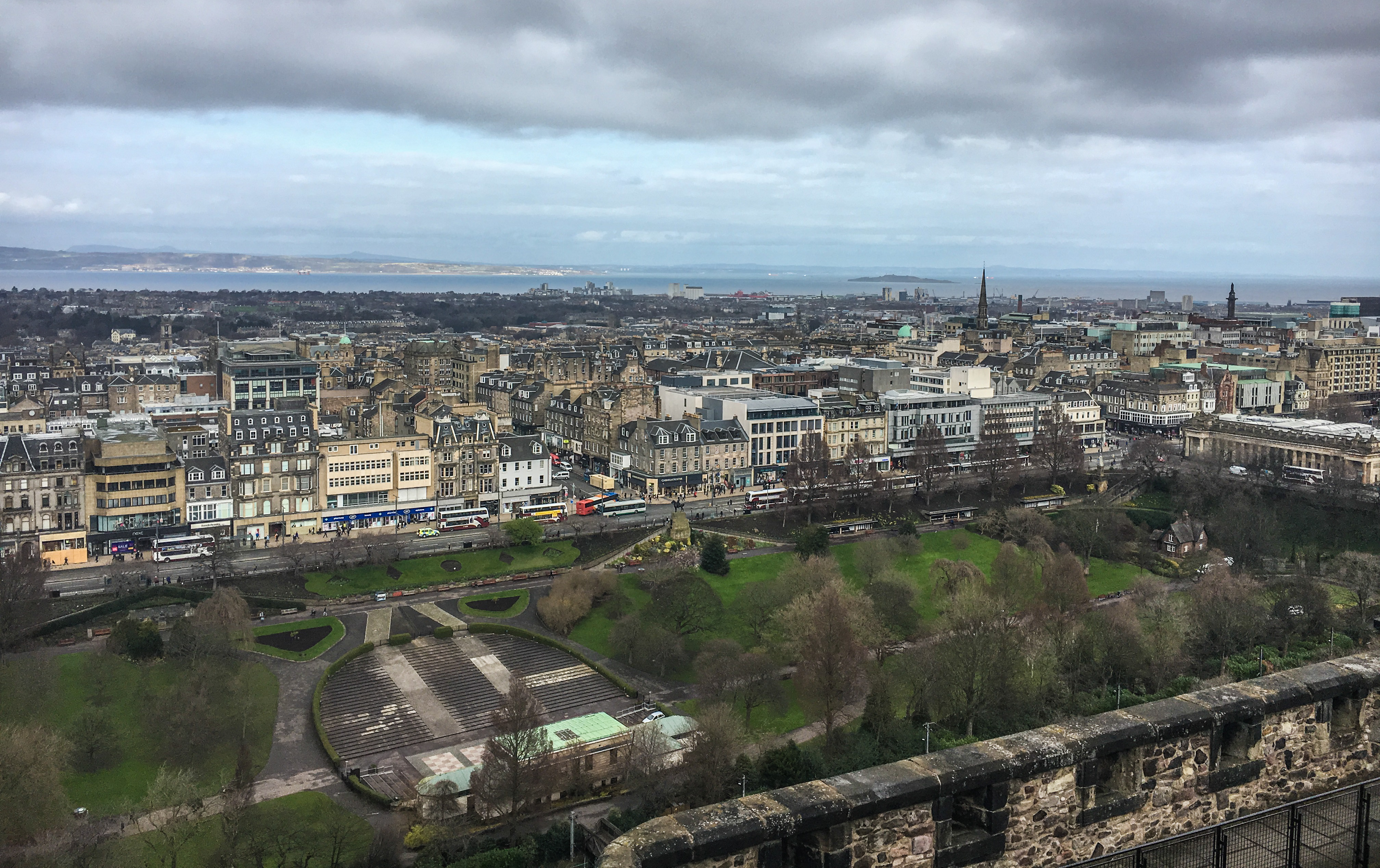 Explore Edinburgh Castle