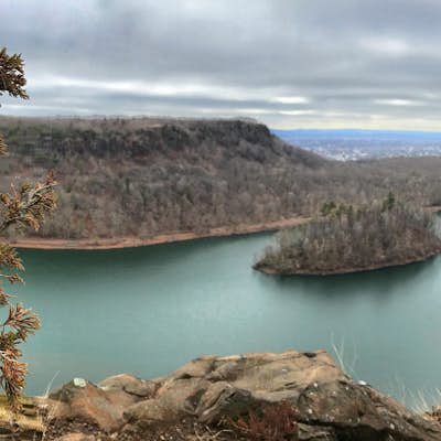 Hike the Metacomet, Blue, and Yellow Loop