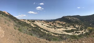 Hike Calabasas Peak Motorway