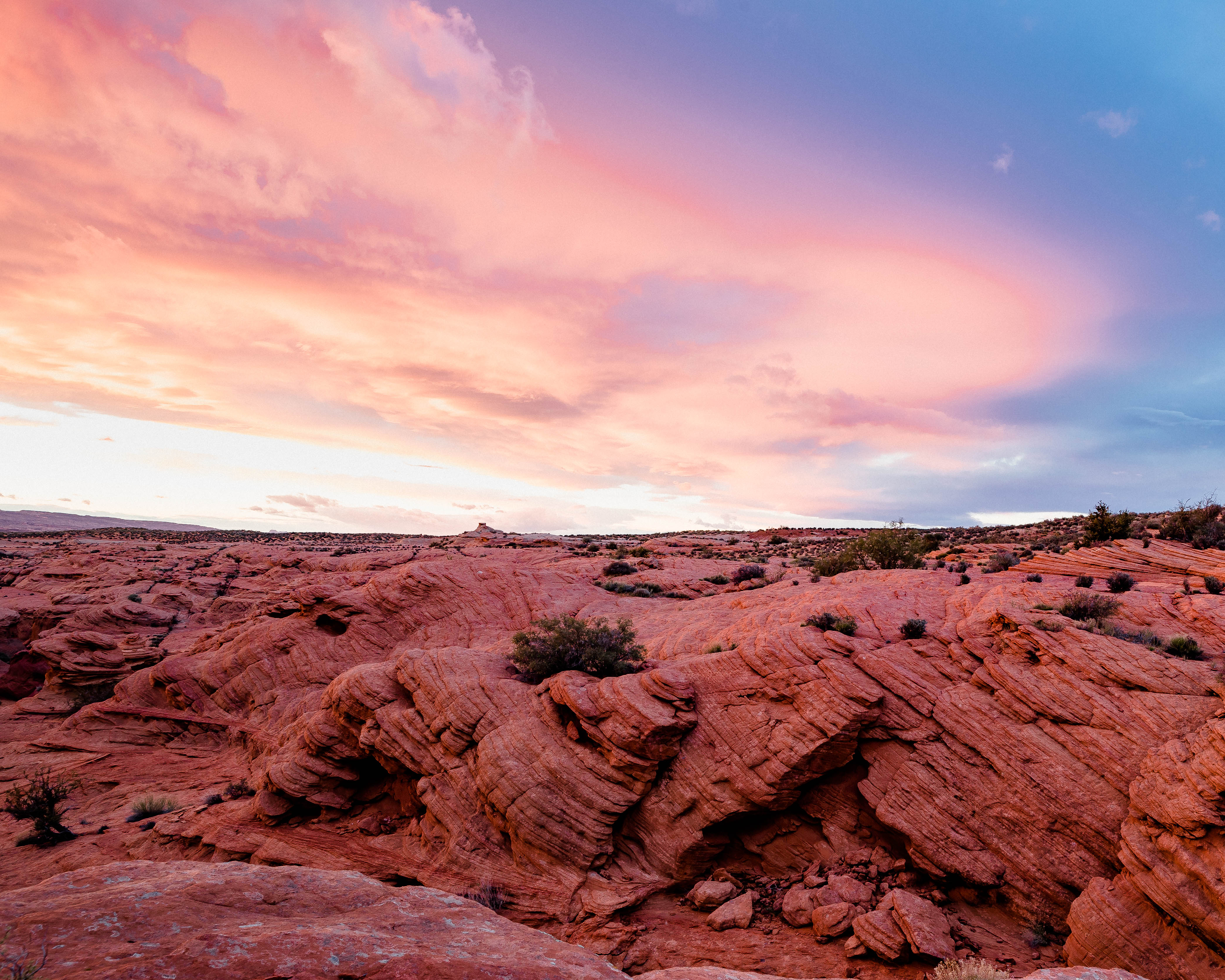 Hike through Upper Waterholes Canyon