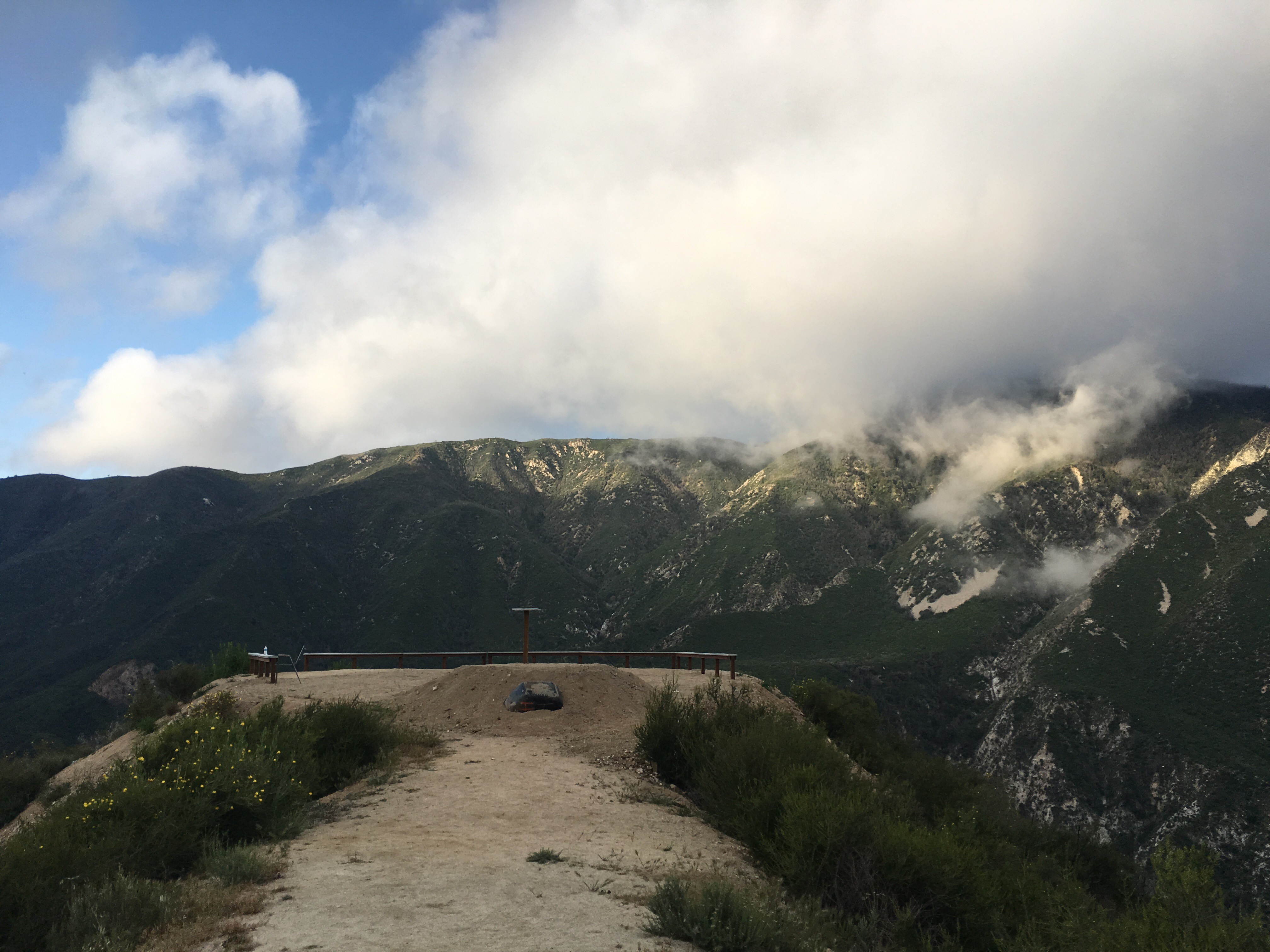 Big Tujunga Canyon Lookouts