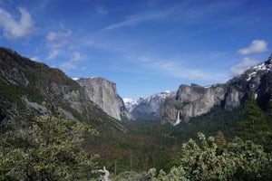 Hike to Inspiration Point in Yosemite NP