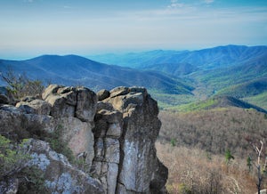 Hike Robertson Mountain in Shenandoah NP