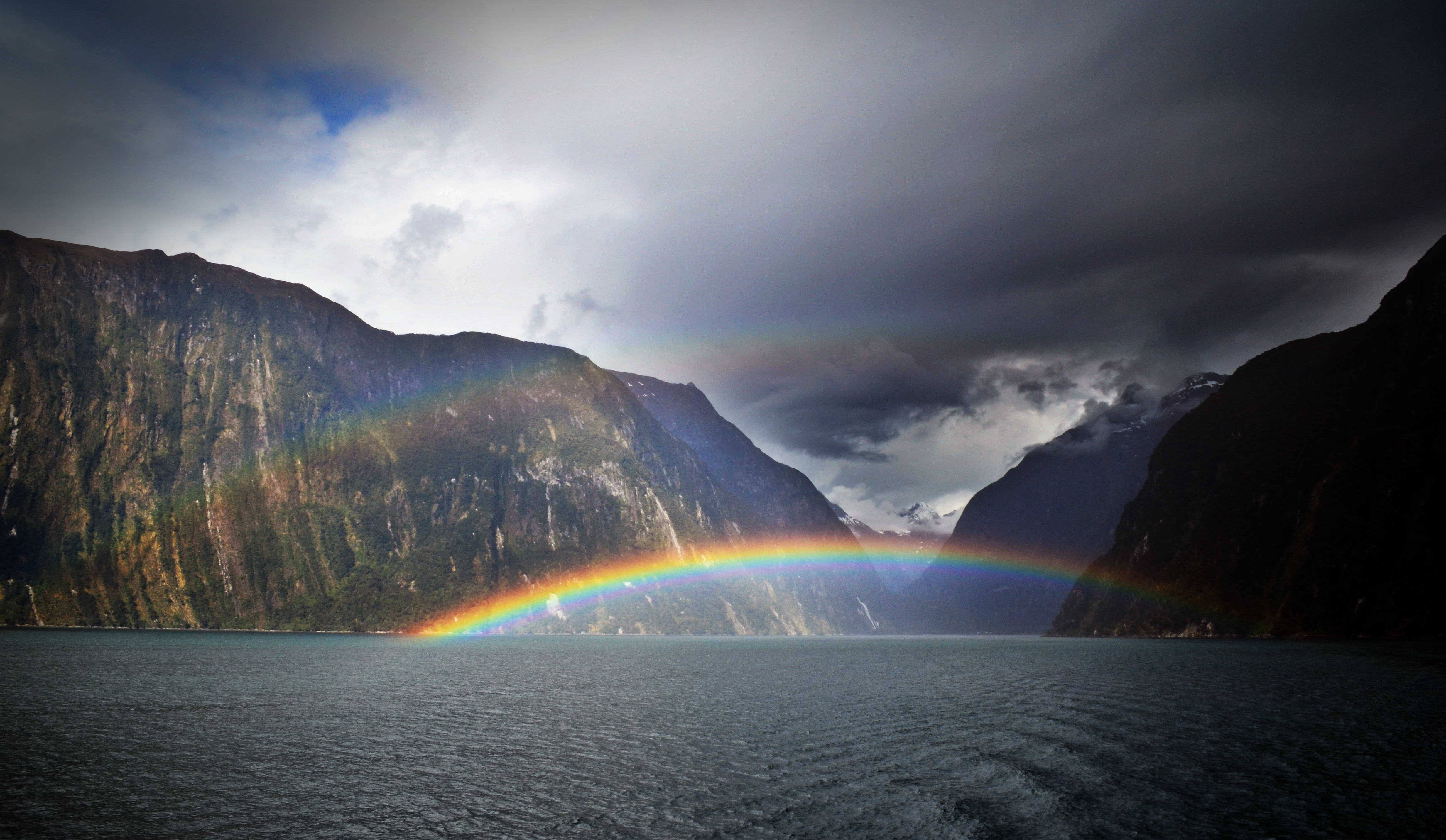 Overnight Cruise the Milford Sound