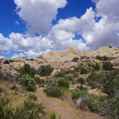 Hike the PCT and Foot Trail Loop through Vasquez Rocks