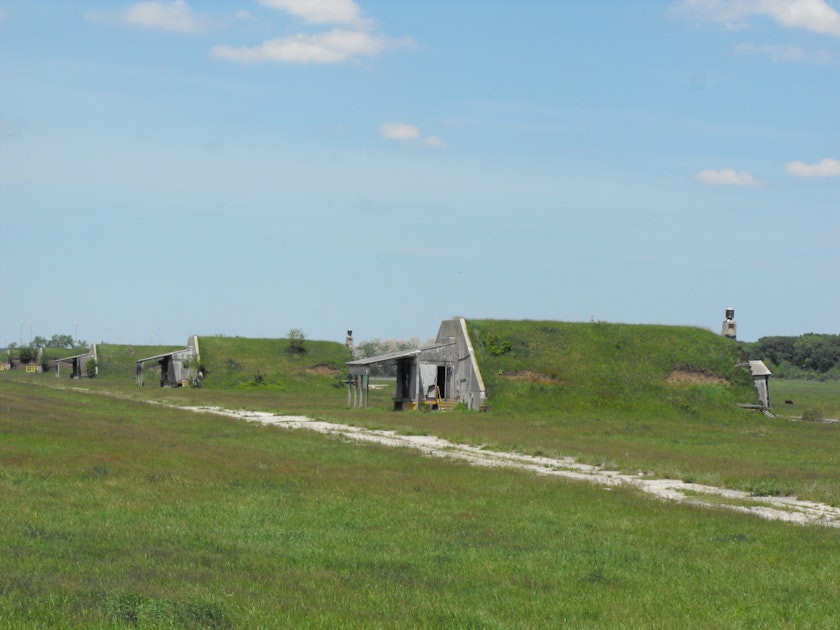 Hike the Buffalo Viewing Trail , Midewin National Tallgrass Prairie