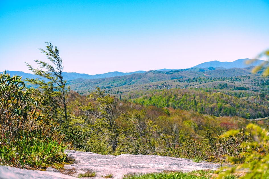 Hike the Flat Rock Trail (NC), North Carolina