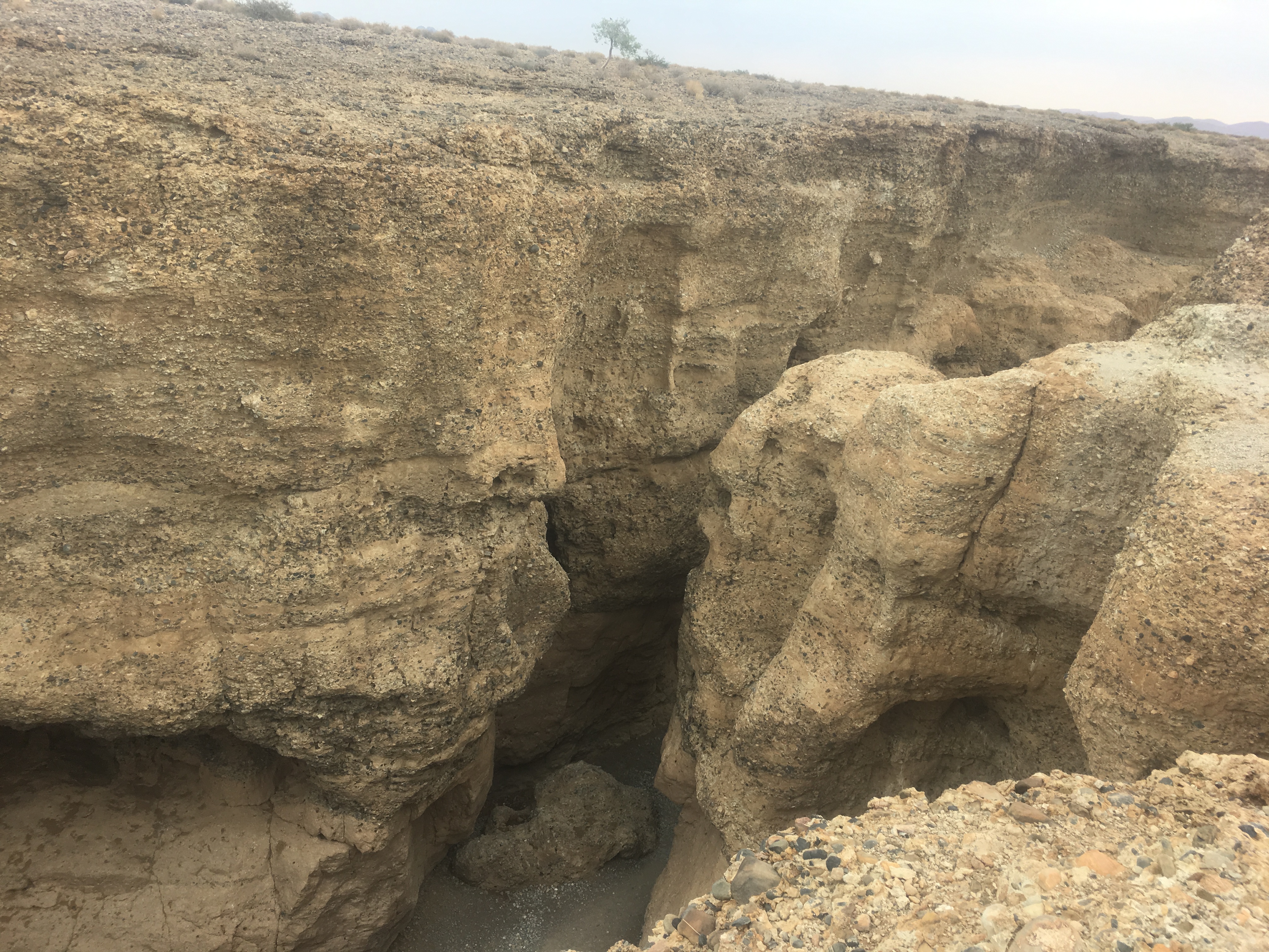 Explore Sesriem Canyon