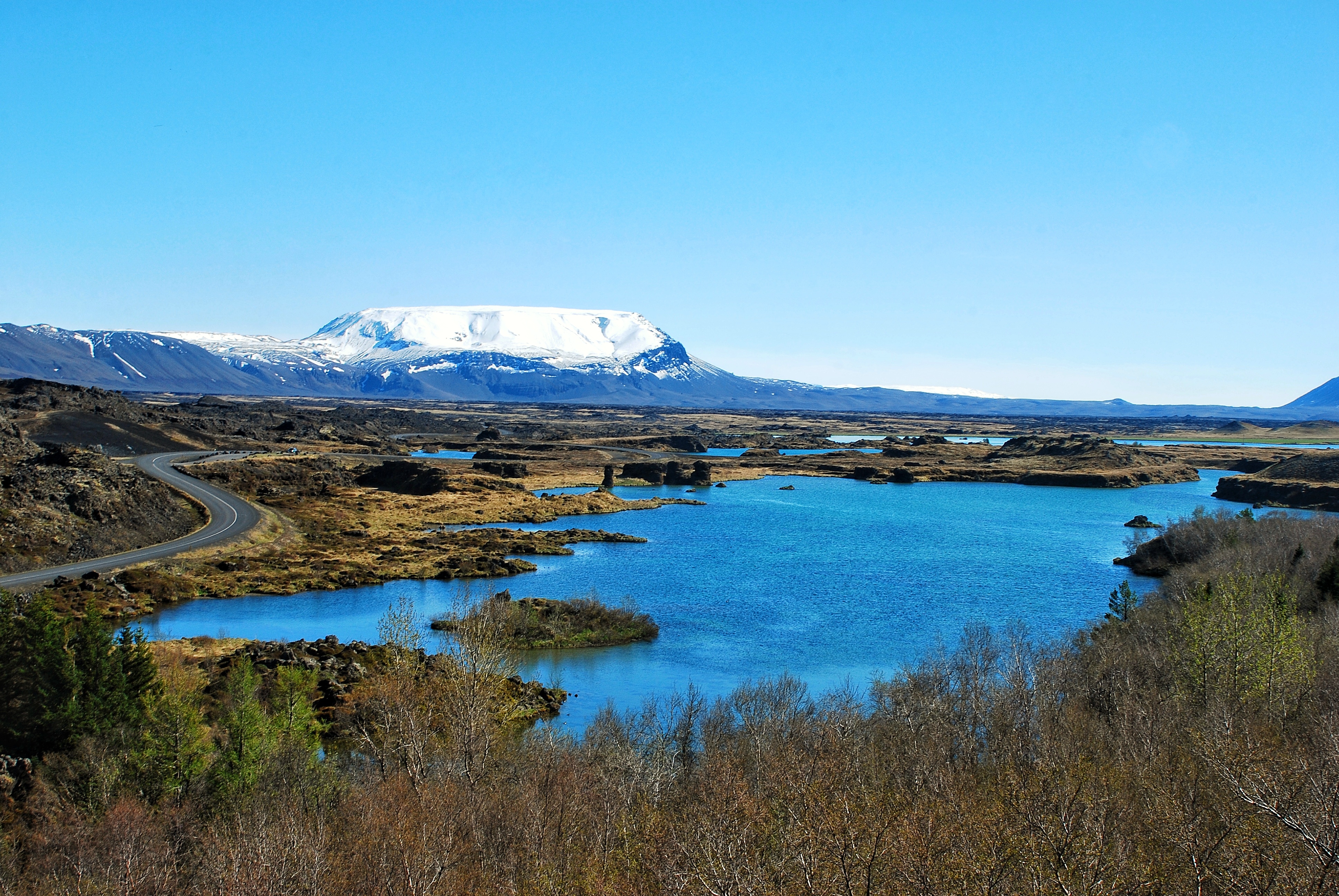 Hike around Höfði