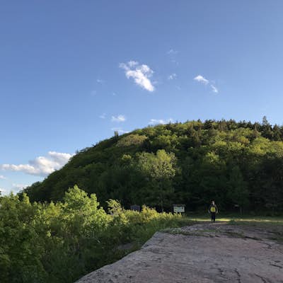 Hike to the Old Catskill Mountain House Site