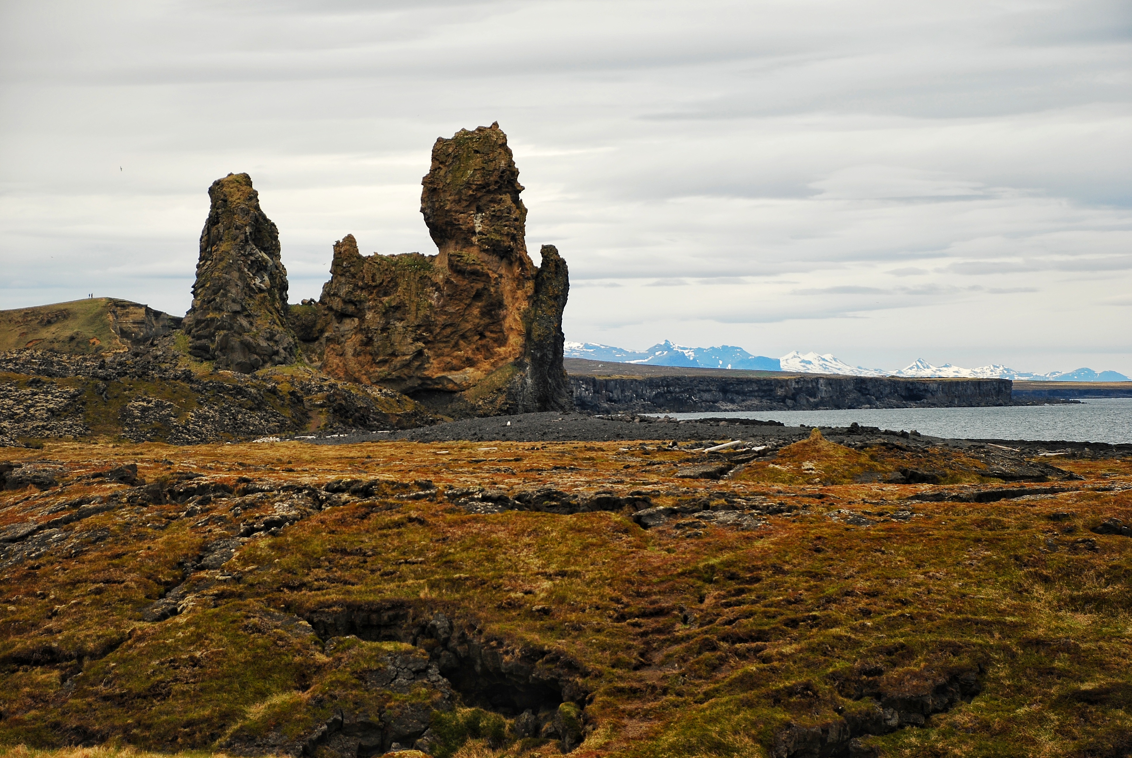 Photograph the Malarrif Lighthouse in Snæfellsjökull National Park
