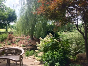 Explore Overland Park Arboretum & Botanical Gardens