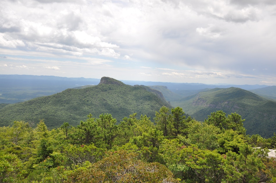 Hike to Hawksbill Mountain, North Carolina
