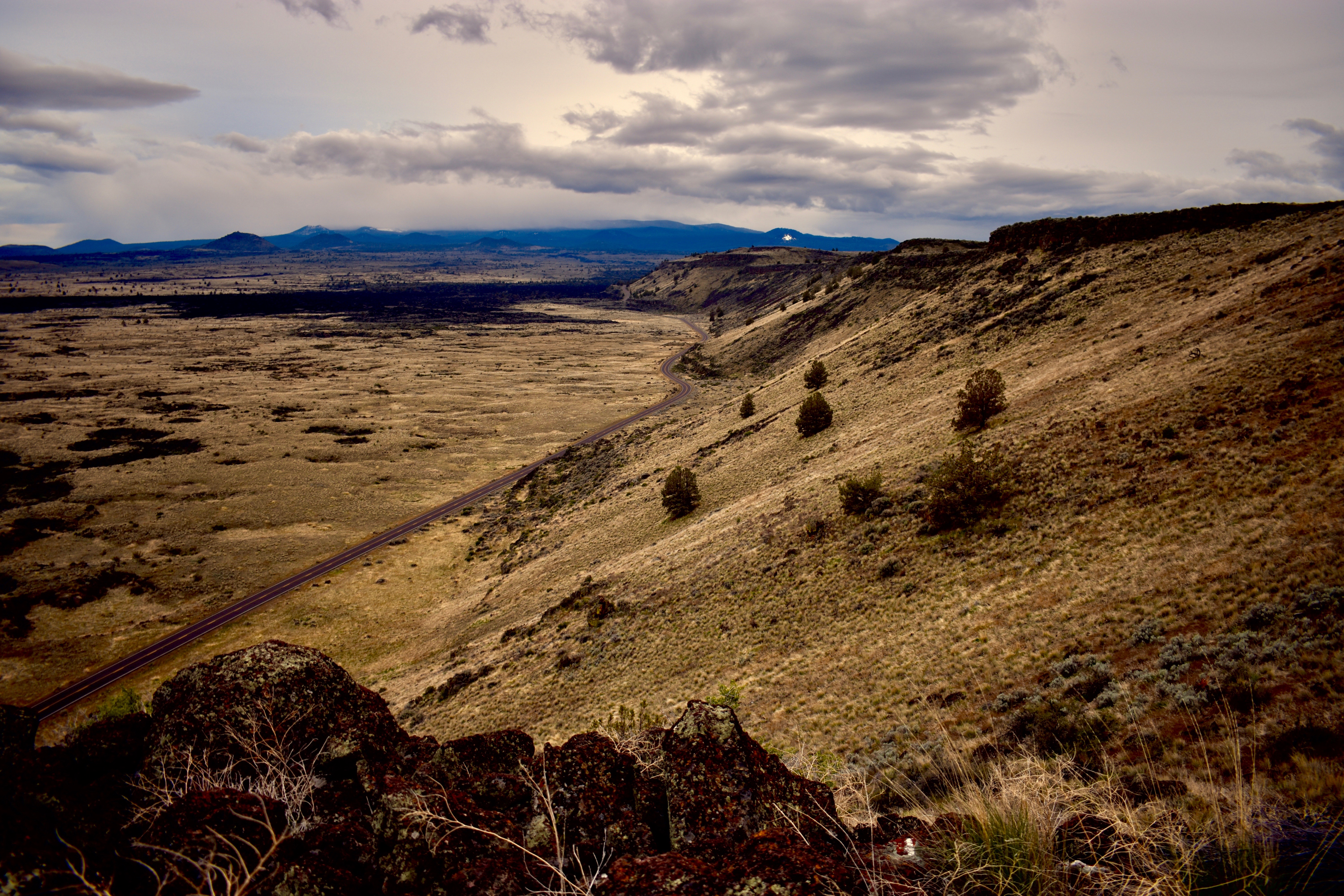 Hike Gillem's Bluff Trail in Lava Beds National Monument