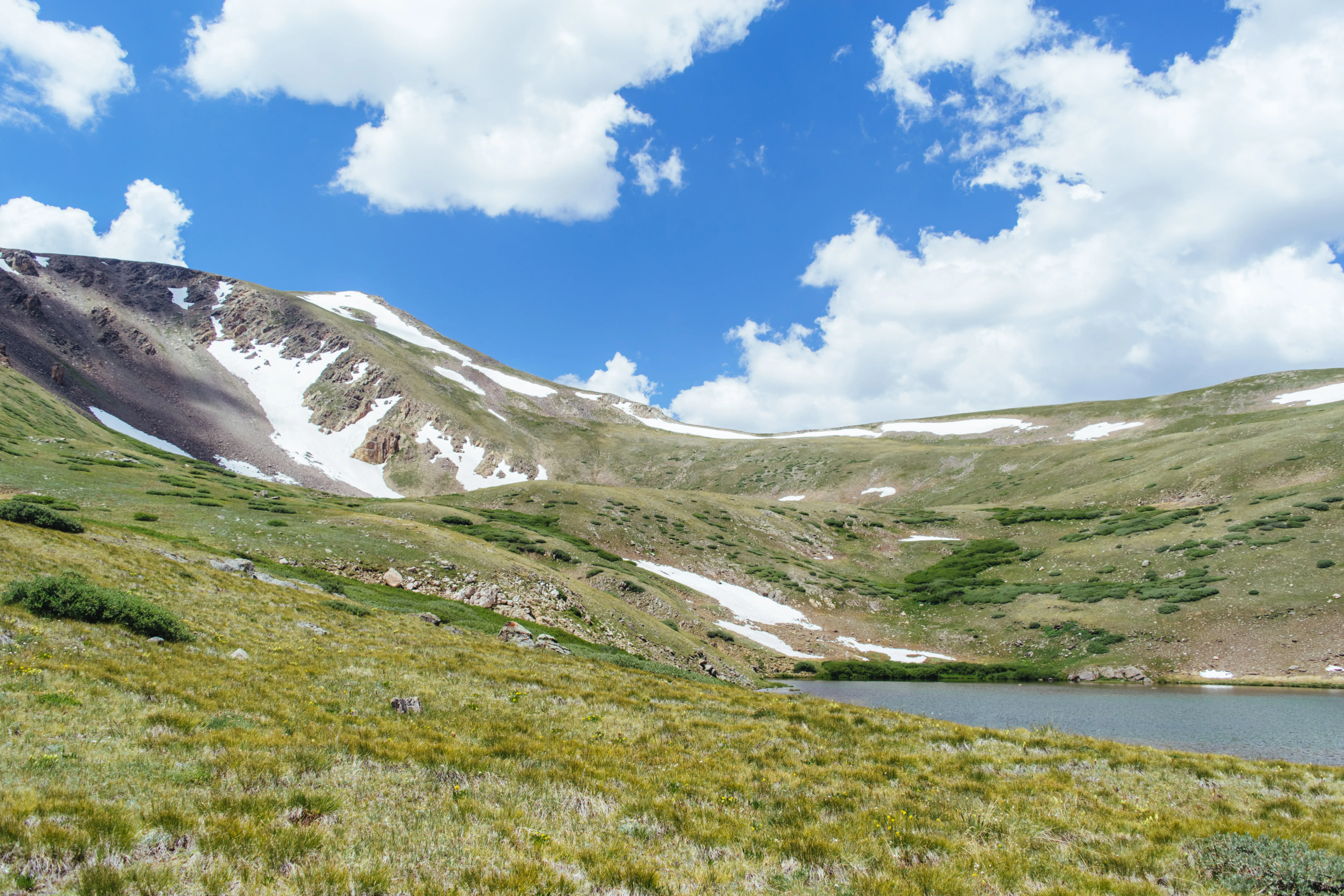 Hike to Square Top Lakes