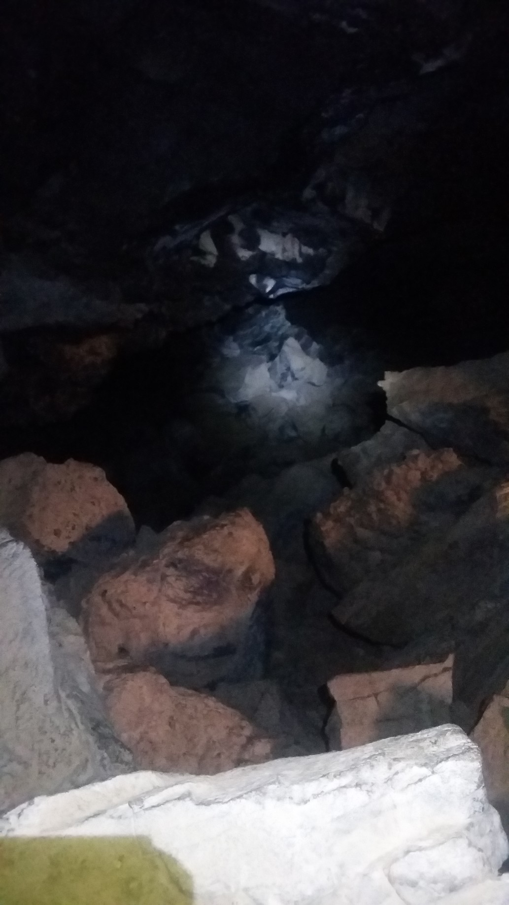 Snow Canyon Lava Tubes