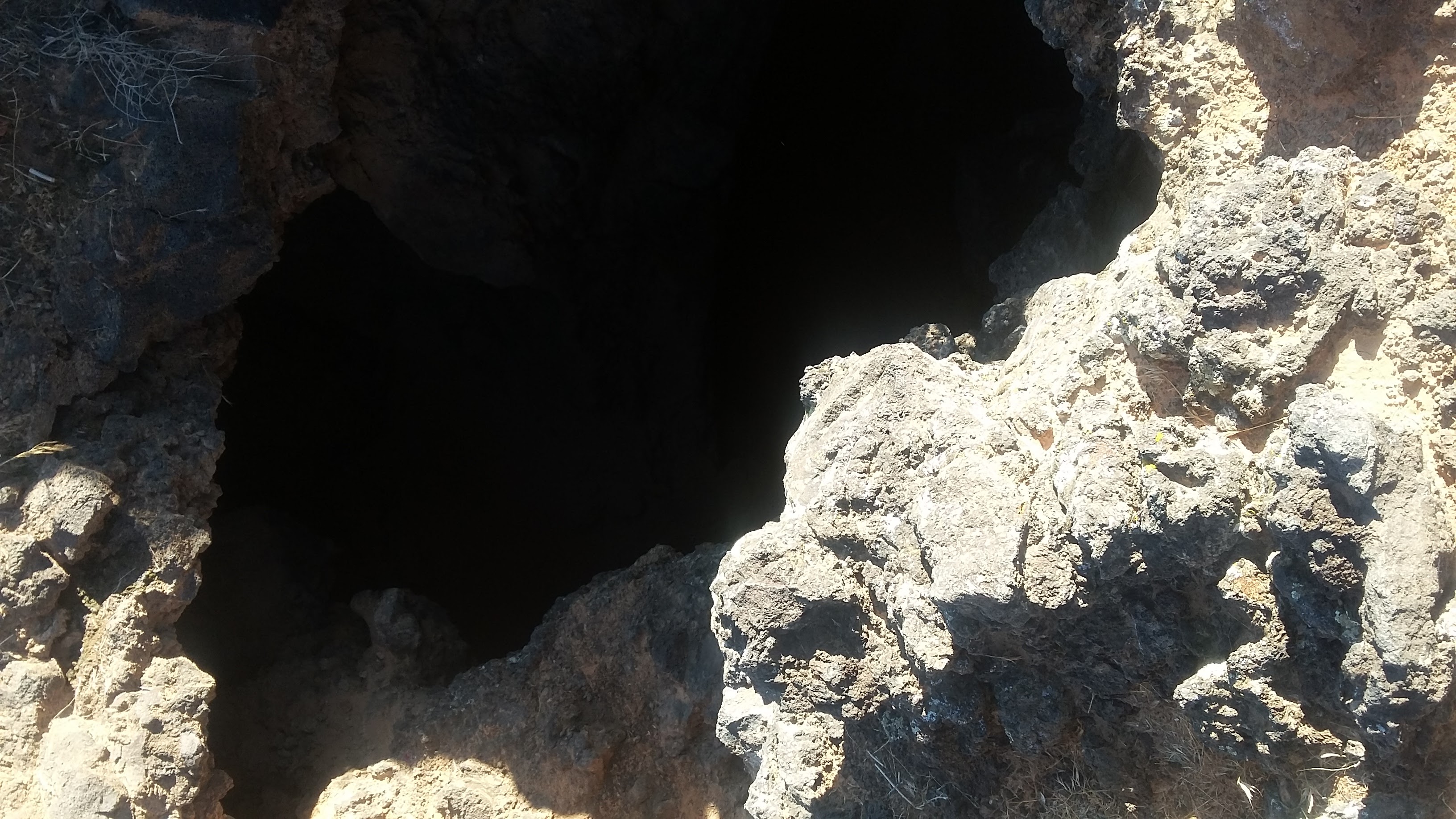 Snow Canyon Lava Tubes